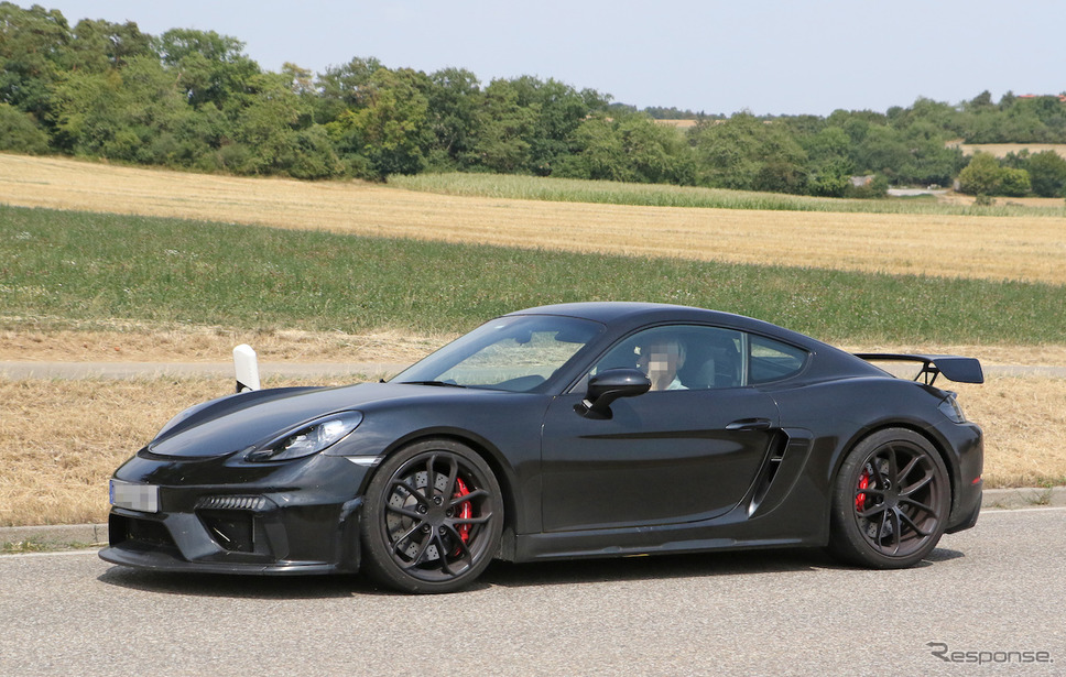 ポルシェ 718ケイマン GT4 市販型 スウープ写真《APOLLO NEWS SERVICE》