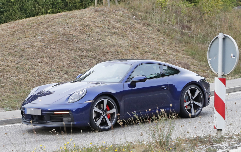 ポルシェ 911 新型(911カレラ)スクープ写真《APOLLO NEWS SERVICE》