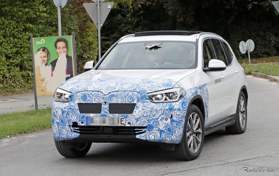 BMW iX3 スクープ写真《APOLLO NEWS SERVICE》