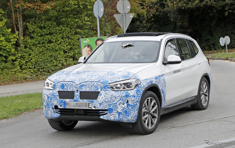 BMW iX3 スクープ写真《APOLLO NEWS SERVICE》