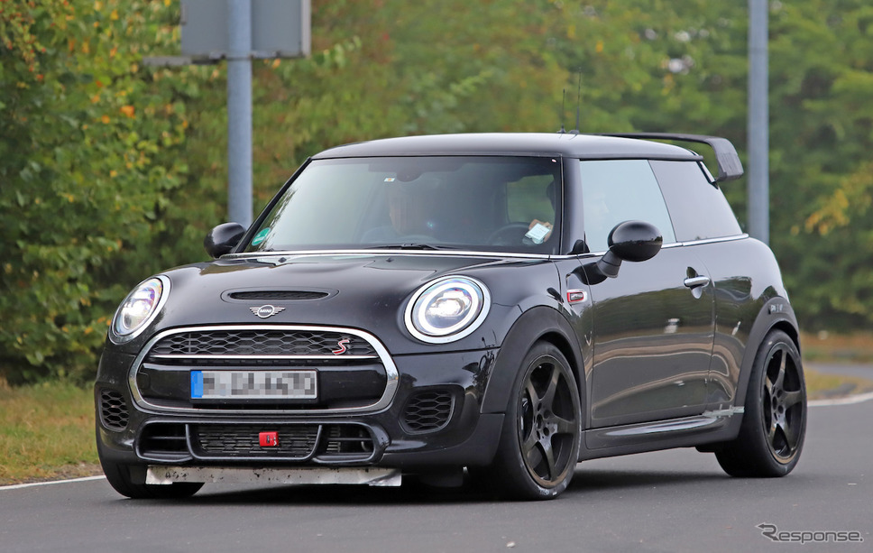 MINI ジョンクーパーワークス GP 新型スクープ写真《APOLLO NEWS SERVICE》
