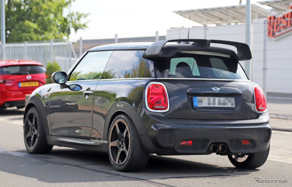 MINI ジョンクーパーワークス GP 新型スクープ写真《APOLLO NEWS SERVICE》