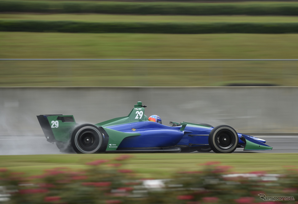 アロンソがロードコースでインディカーをテスト。《写真提供 INDYCAR》