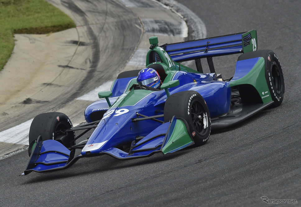 アロンソがロードコースでインディカーをテスト。《写真提供 INDYCAR》