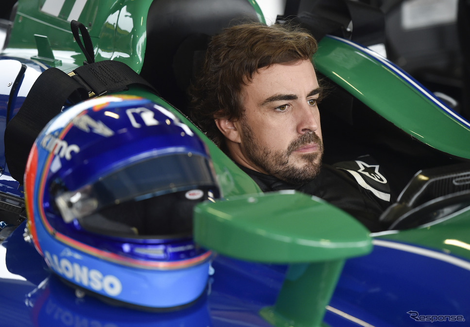 アロンソがロードコースでインディカーをテスト。《写真提供 INDYCAR》