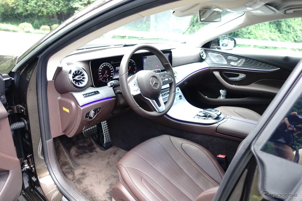メルセデスベンツ CLS450 4マチック撮影 中村孝仁