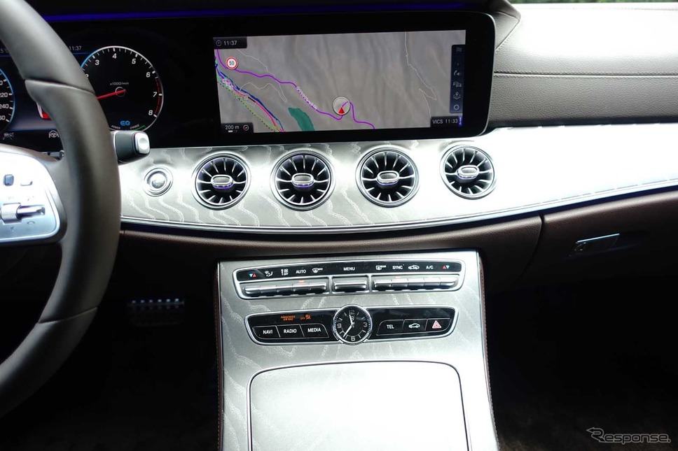 メルセデスベンツ CLS450 4マチック撮影 中村孝仁