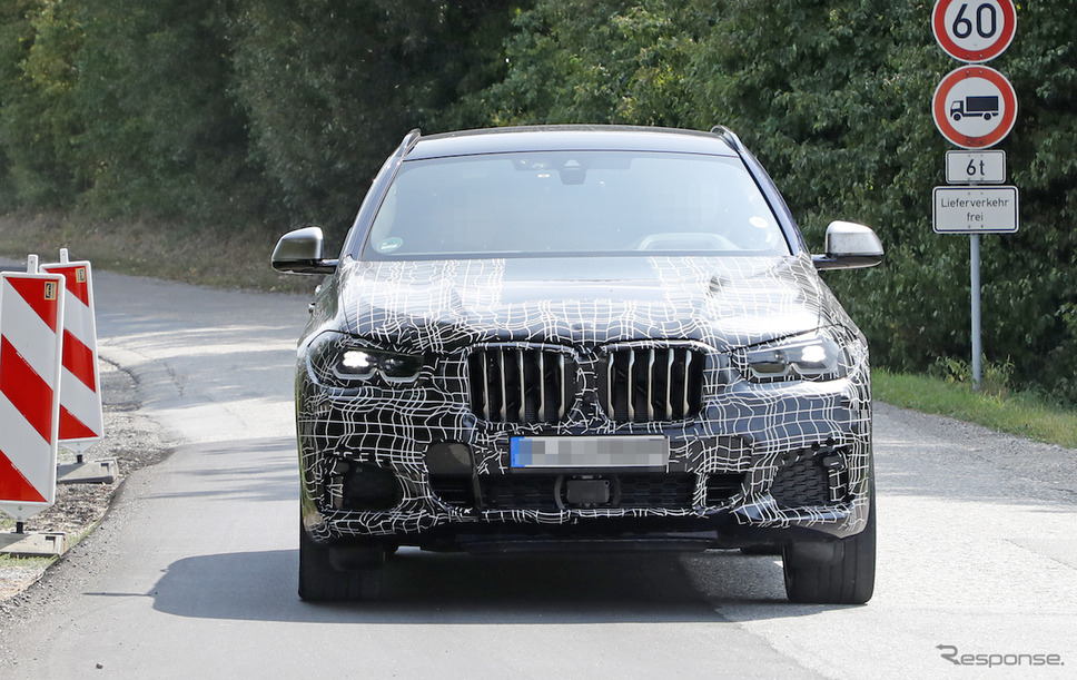 BMW X6 新型スクープ写真《APOLLO NEWS SERVICE》