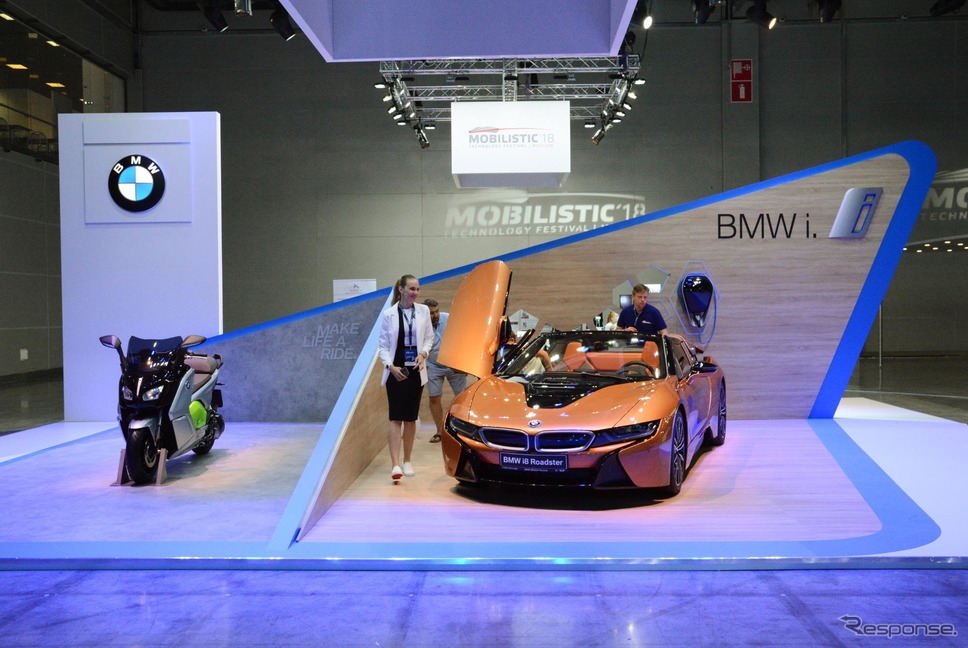 BMWはi8ロードスターとCエボリューションを展示《撮影 古庄速人》