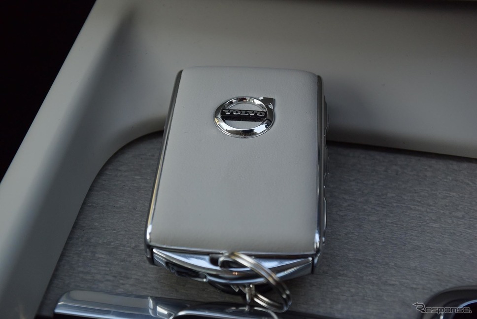 ボルボ XC60 D4 Inscription《撮影 井元康一郎》