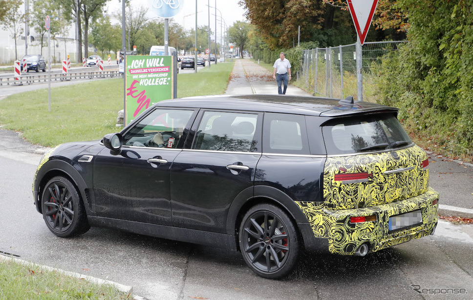 MINI クラブマン ジョンクーパーワークス(JCW)改良新型スクープ写真《APOLLO NEWS SERVICE》