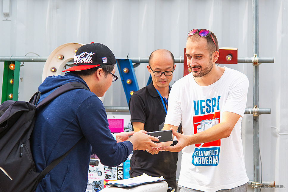 Primavera 誕生50周年記念イベント「Vespa Primavera 50th Anniversary Party」(東京・豊洲、9月25日)《撮影 太宰吉崇(PIAGGIO GROUP JAPAN)》