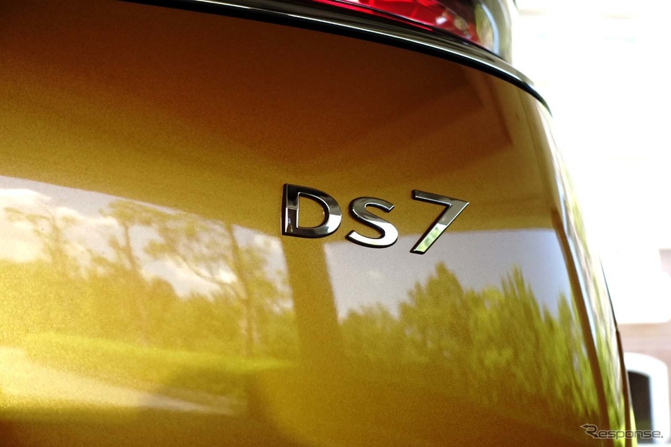 DS 7 クロスバック グランシック ブルーHDi撮影 中村孝仁
