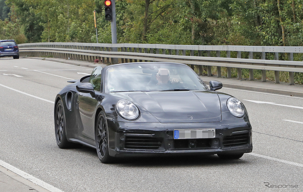 ポルシェ 911 ターボカブリオレ 新型スクープ写真《APOLLO NEWS SERVICE》