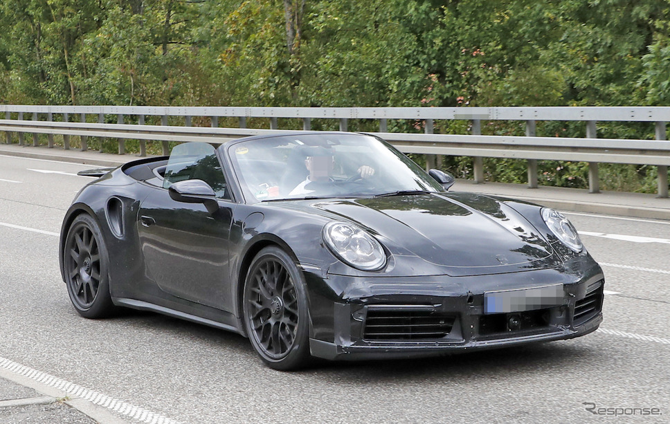 ポルシェ 911 ターボカブリオレ 新型スクープ写真《APOLLO NEWS SERVICE》