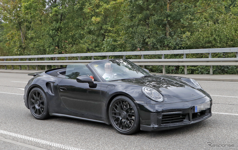 ポルシェ 911 ターボカブリオレ 新型スクープ写真《APOLLO NEWS SERVICE》