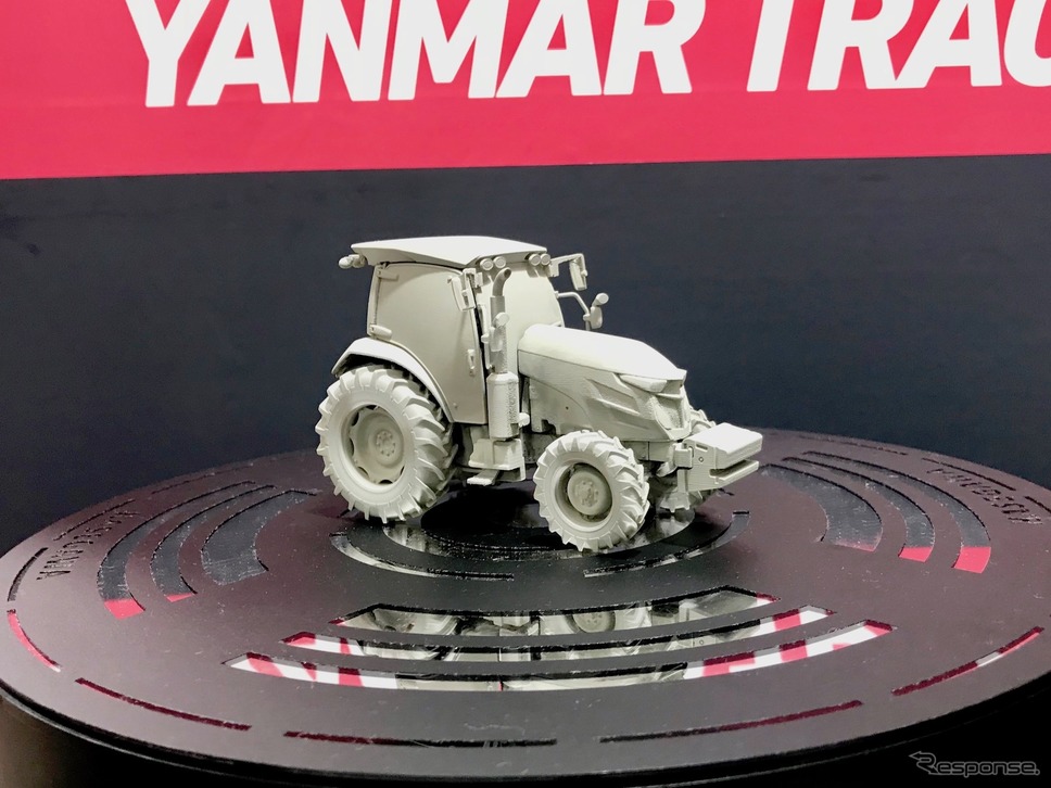 ハセガワ、ヤンマー・トラクター YT5113Aのモックアップモデル（全日本模型ホビーショー2018）《撮影 後藤竜甫》