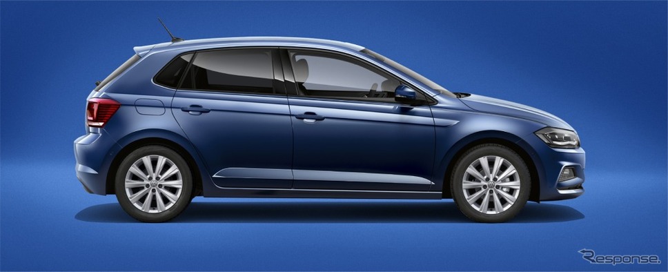 VW ポロ TSIハイライン(リーフブルーメタリック)