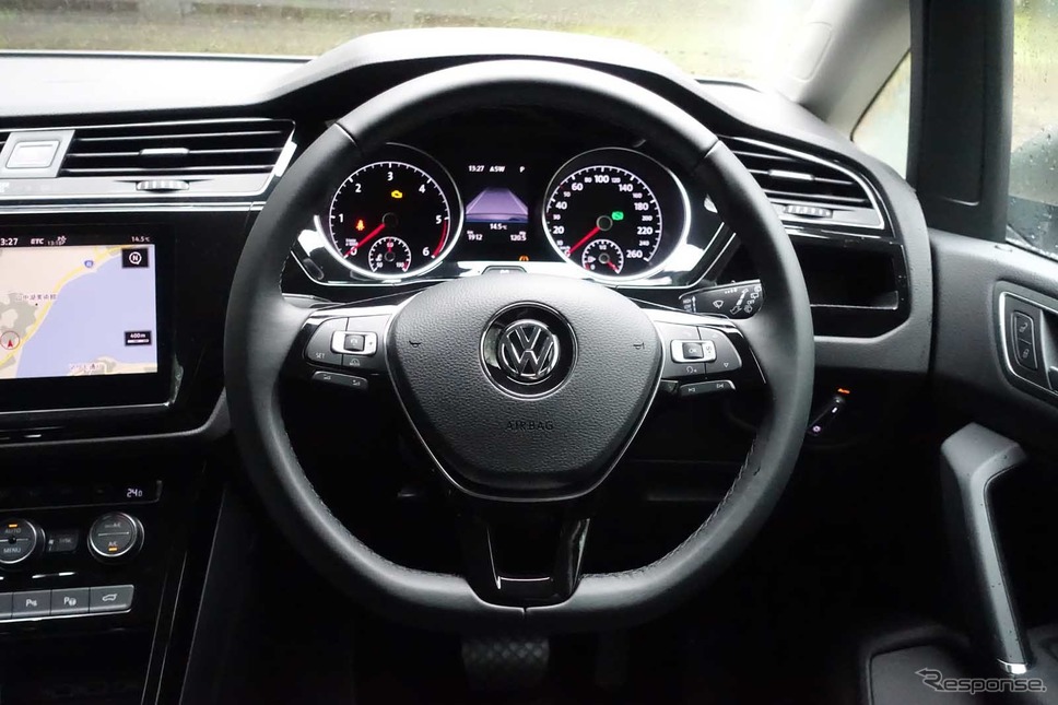 VW トゥーラン 新型(TDIハイライン)撮影 中村孝仁