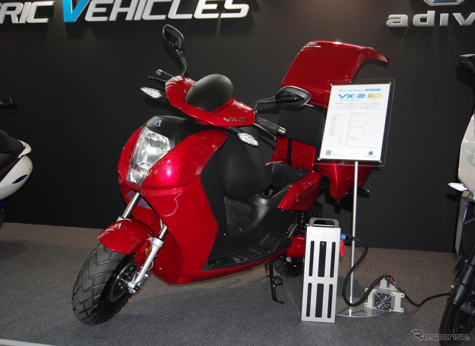 日本初公開となったADIVA 『VX-2』。ビジネスユースモデルだ《撮影 宮崎壮人》