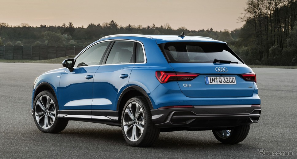 アウディQ3新型