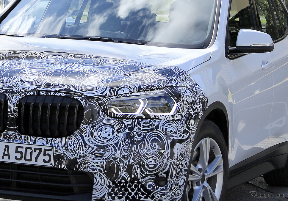 BMW X1 改良新型 スクープ写真《APOLLO NEWS SERVICE》