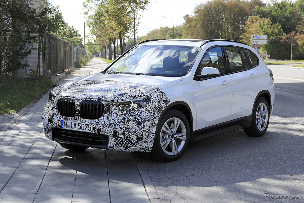 BMW X1 改良新型 スクープ写真《APOLLO NEWS SERVICE》