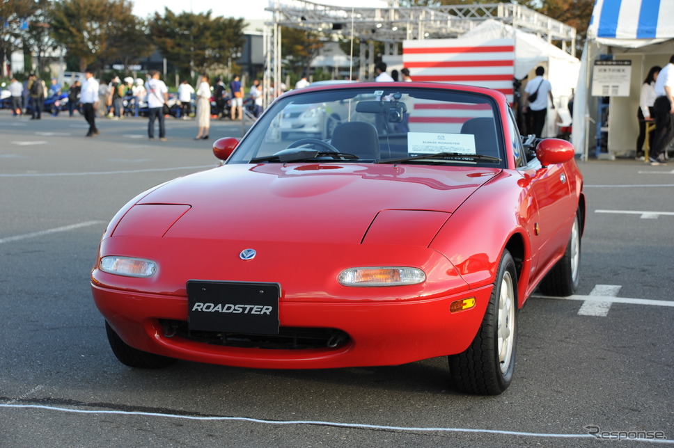 マツダ/ユーノス・ロードスター（東京モーターフェス2018、バック to the バブル！）《撮影 安藤貴史》
