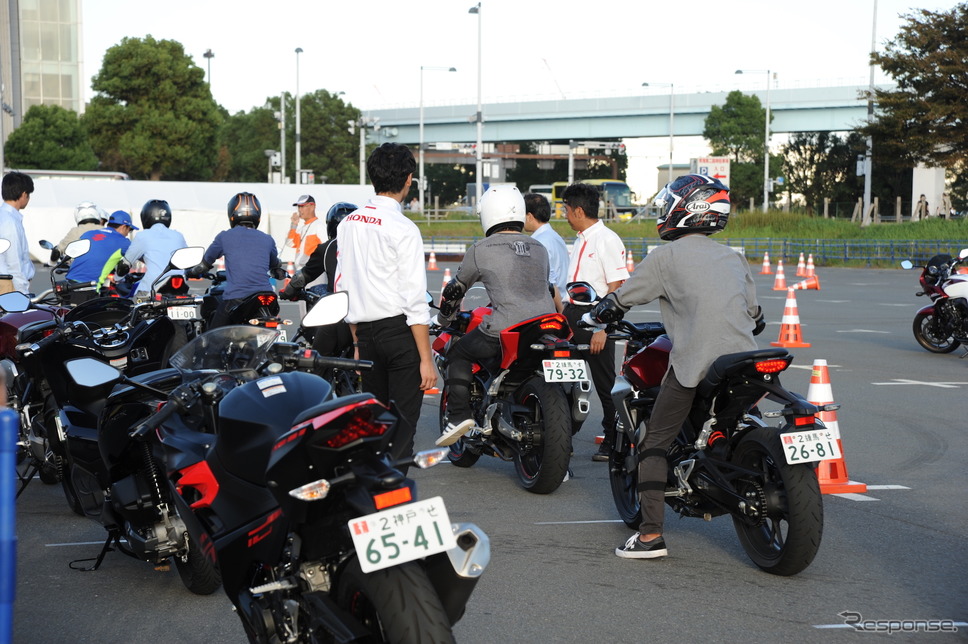 二輪車試乗体験（東京モーターフェス2018）《撮影 安藤貴史》