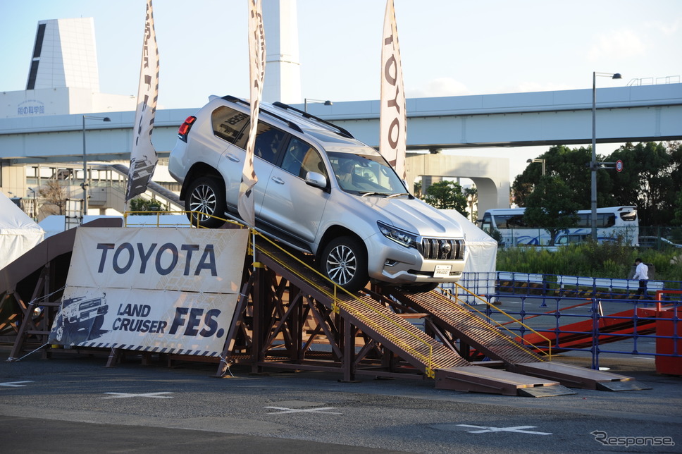 トヨタ・ランドクルーザープラド（オフロード同乗試乗体験、東京モーターフェス2018）《撮影 安藤貴史》
