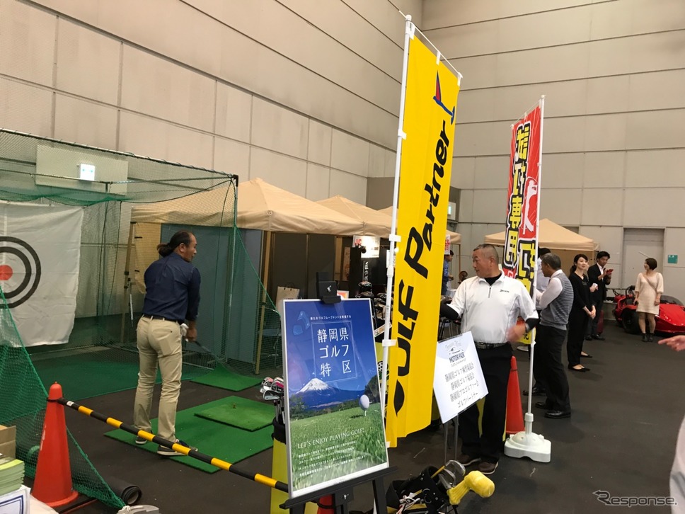 開場にはゴルフに関するブースも。入門からエキスパートまで見逃せないコンテンツが詰まっていた。《撮影 中込健太郎》
