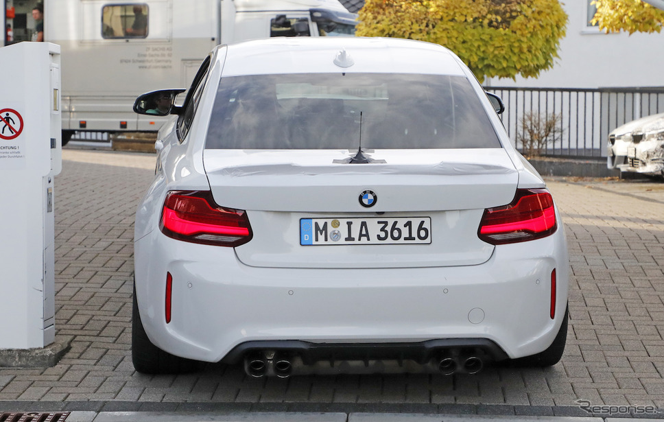 BMW M2 CSL（CS）スクープ写真《APOLLO NEWS SERVICE》