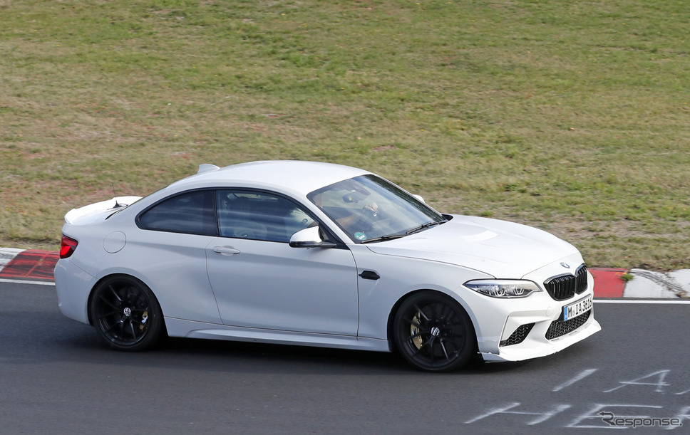 BMW M2 CSL（CS）スクープ写真《APOLLO NEWS SERVICE》