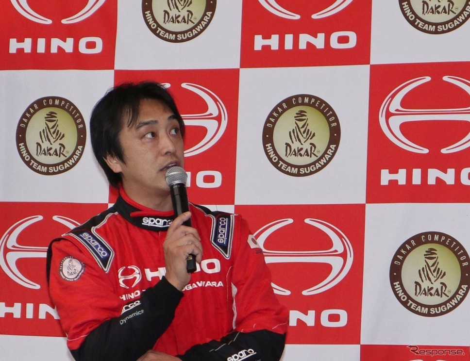 HINO Team SUGAWARA2019年ダカールラリーの決意表明《撮影 中尾真二》