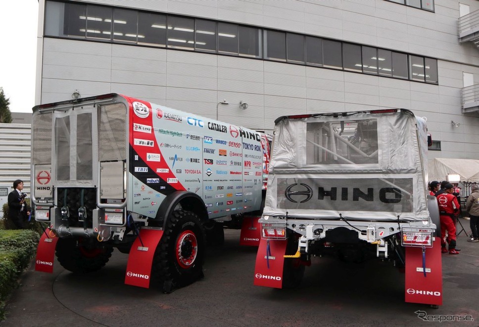 HINO Team SUGAWARA2019年ダカールラリーの決意表明《撮影 中尾真二》