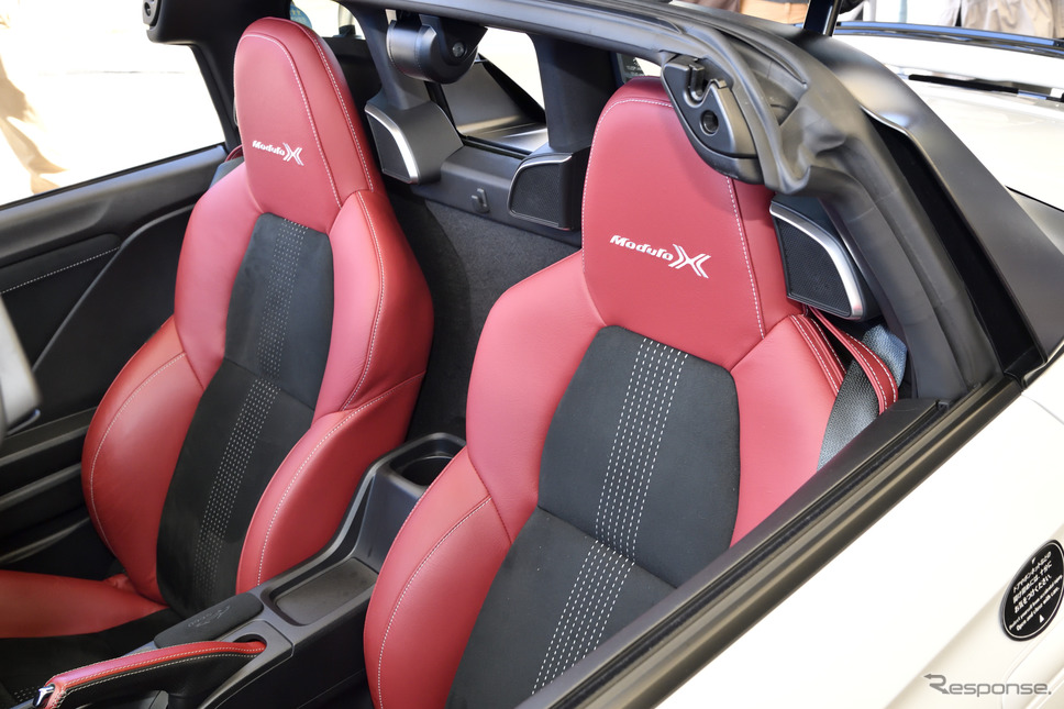 SUPER GT 第7戦、ホンダブースに2仕様の S660 を展示《撮影 雪岡直樹》