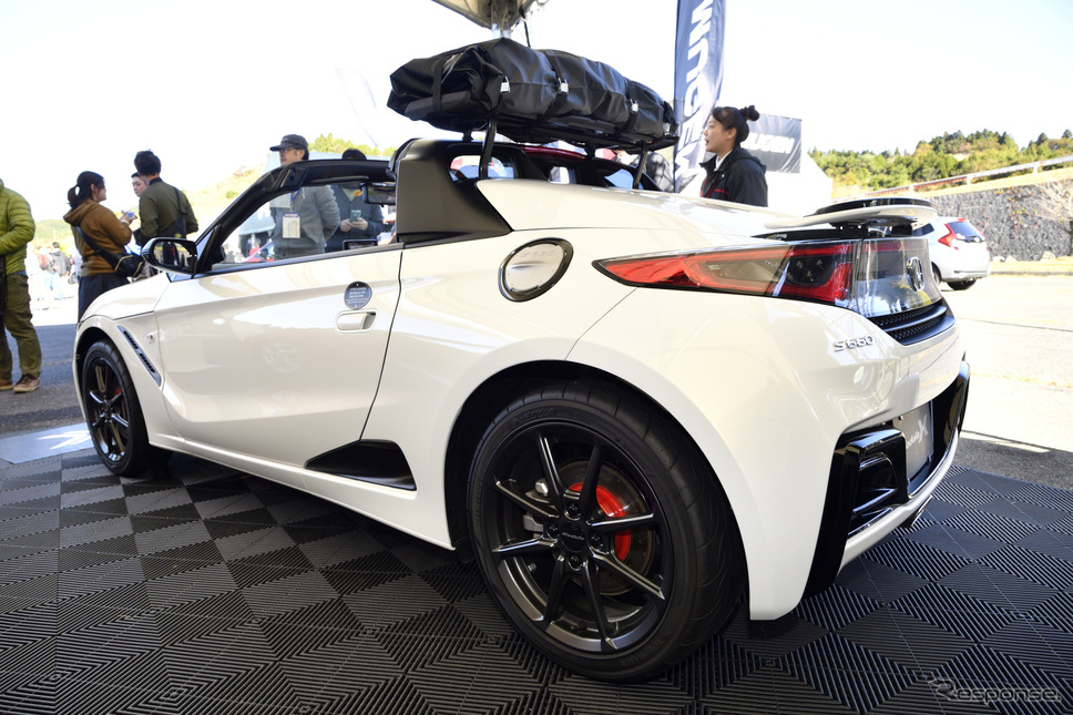SUPER GT 第7戦、ホンダブースに2仕様の S660 を展示《撮影 雪岡直樹》