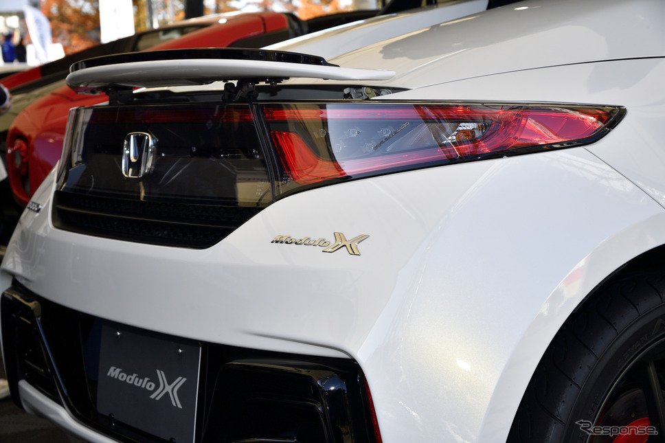 SUPER GT 第7戦、ホンダブースに2仕様の S660 を展示《撮影 雪岡直樹》