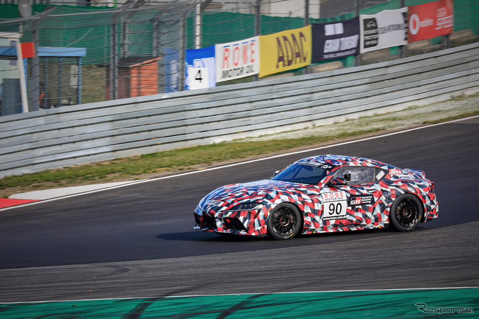 VLN耐久選手権を走った「GAZOO Racing A90」(トヨタ スープラ 新型)《APOLLO NEWS SERVICE》