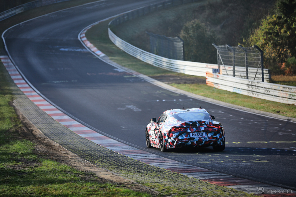 VLN耐久選手権を走った「GAZOO Racing A90」(トヨタ スープラ 新型)《APOLLO NEWS SERVICE》