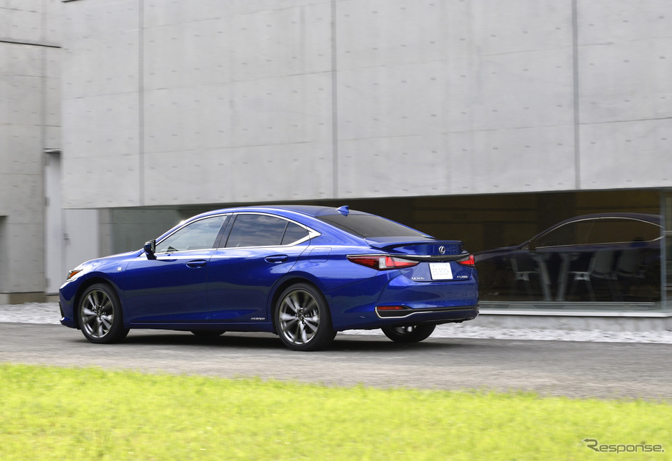 レクサス ES 新型(ES300h F SPORT)《撮影 雪岡直樹》