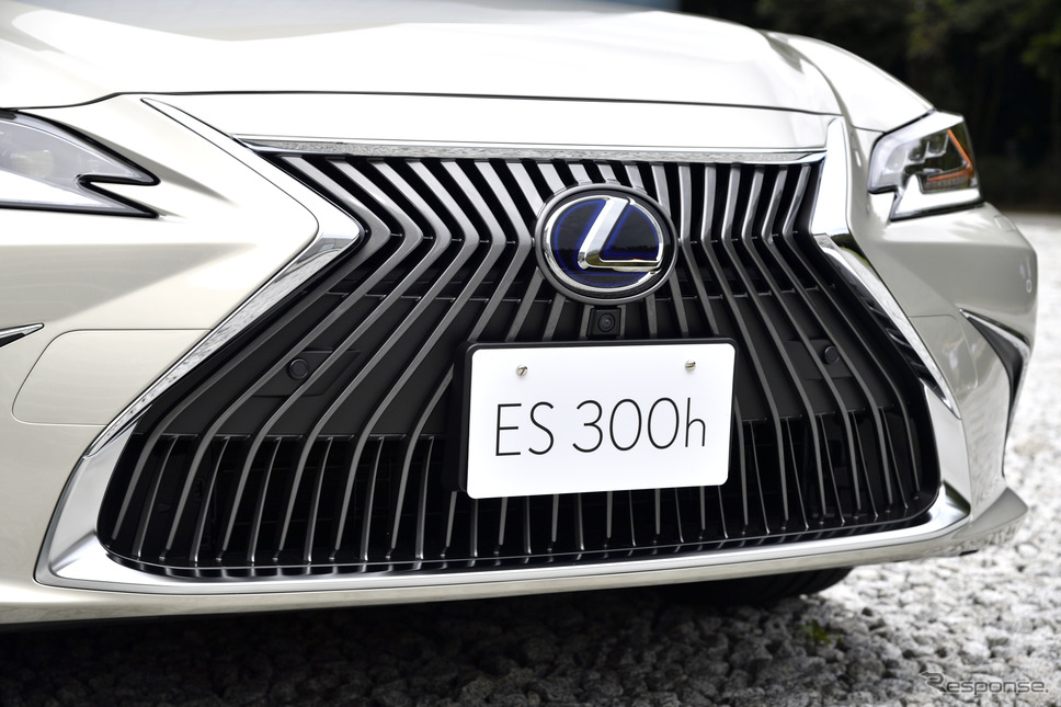 レクサス ES 新型(ES300h)《撮影 雪岡直樹》