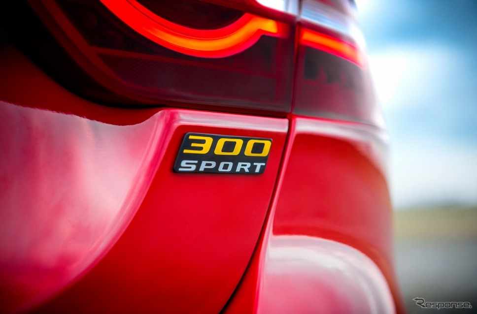 ジャガー XE 300スポーツ(2019年)