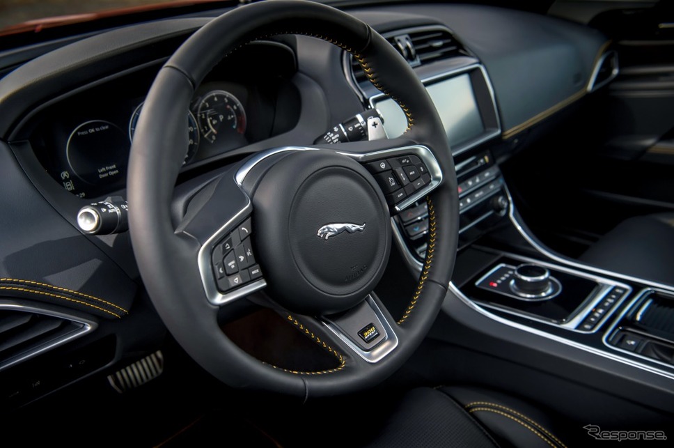 ジャガー XE 300スポーツ(2019年)