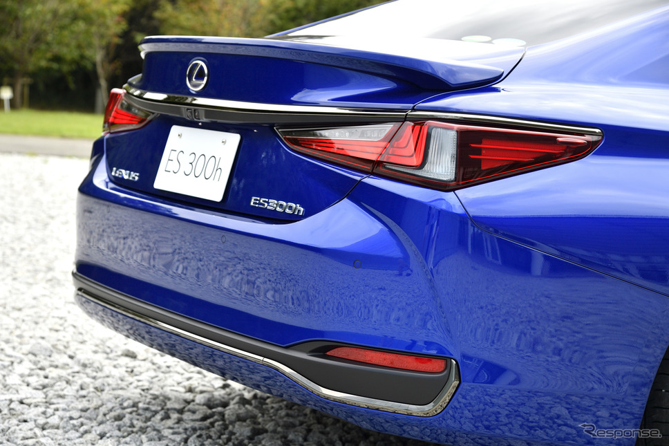レクサス ES 新型(ES300h F SPORT)《撮影 雪岡直樹》