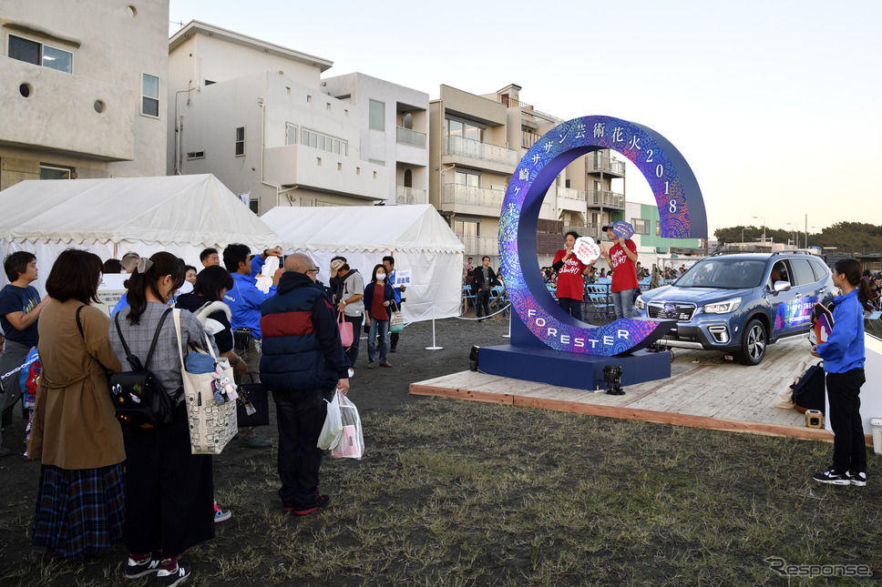 茅ヶ崎サザン花火大会2018《撮影 雪岡直樹》