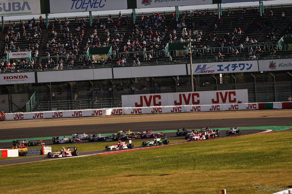 SF最終戦鈴鹿、決勝レースの模様。《撮影 益田和久》