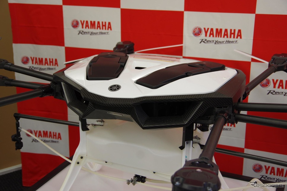 ヤマハの農業用ドローン『YMR-08』発表会《撮影 宮崎壮人》