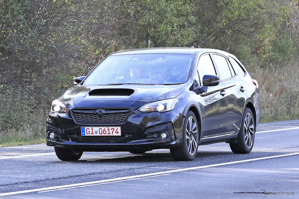 スバル レヴォーグ 次期型の開発車両(スクープ写真)《APOLLO NEWS SERVICE》