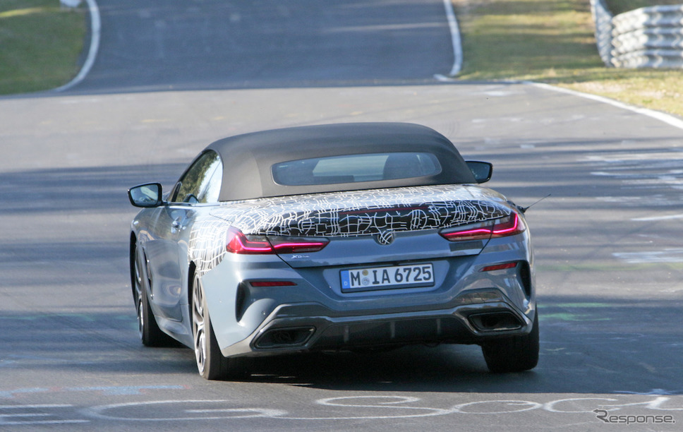 BMW 8シリーズカブリオレ(M850i xDrive カブリオレ Mパフォーマンス)スクープ写真《APOLLO NEWS SERVICE》